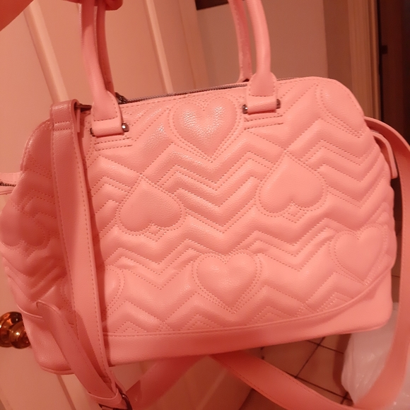 Large Pink Betsy Johnson bag - Picture 2 of 7